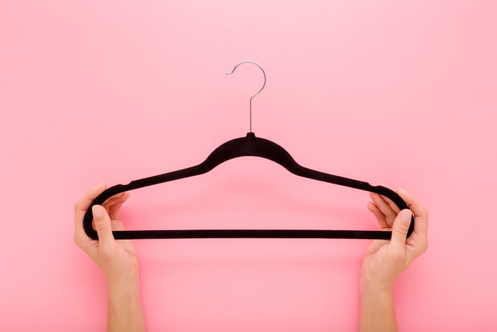 קולבים שחורים